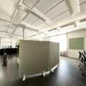 Akustik-Deckensegel Basotect® weiß eckig mit Dekorkante 50x100 cm 8 cm Edelstahl-Abhängung höhenverstellbar